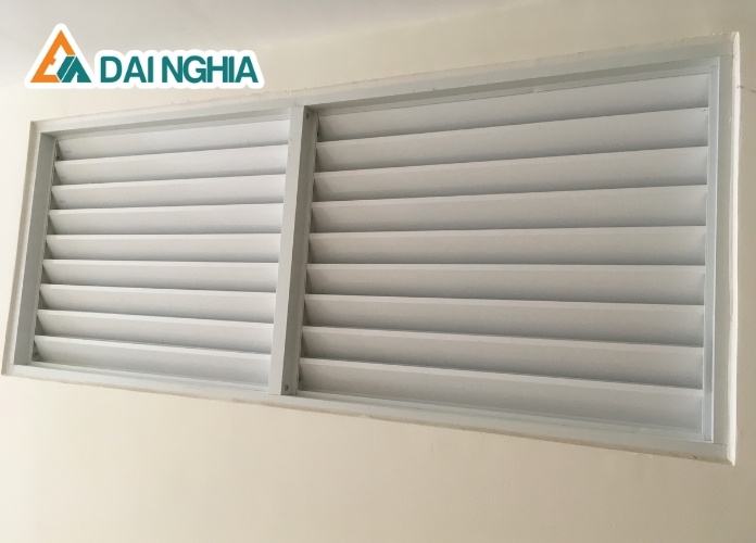 Ứng dụng thực tế của lam gió tôn màu trắng sữa