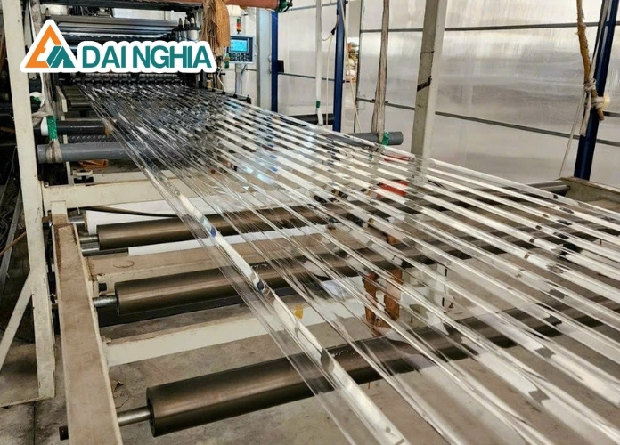 Nên chọn mua tấm Poly sóng tròn hay sóng vuông?