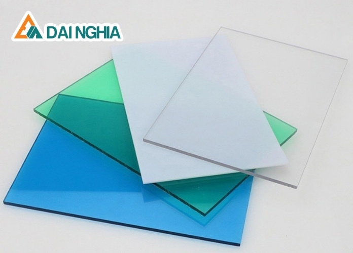 Tấm Poly đặc 3.5mm cho mái lấy sáng