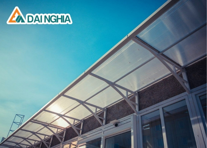 Mẹo chọn và thi công tấm poly đặc 4.9mm hiệu quả