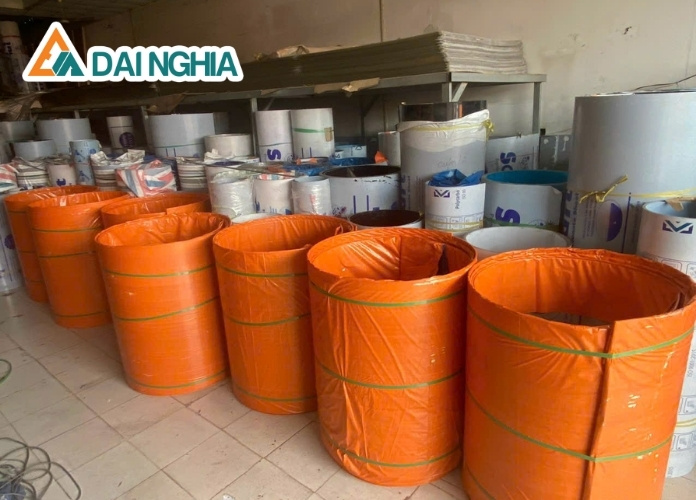 Tính năng ưu việt của tấm Poly đặc 8mm