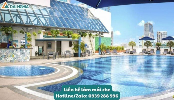 Mái che Poly dùng làm mái che bể bơi lấy bóng mát