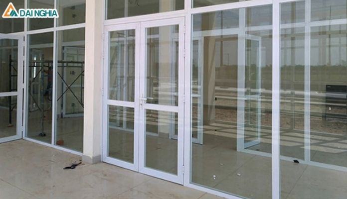 Phân loại vách ngăn nhôm kính phổ biến