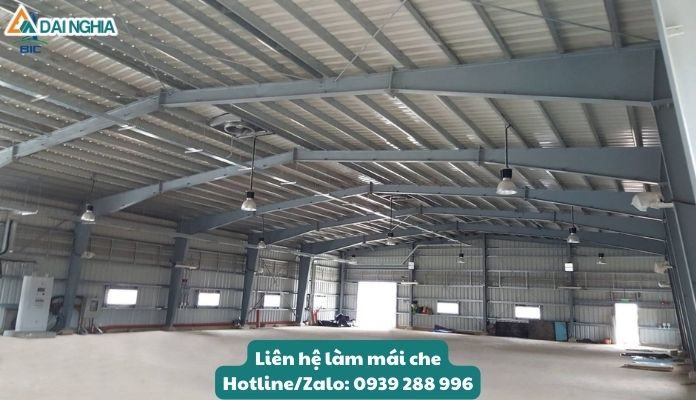 Nhà xưởng và kho lưu trữ bằng tôn lạnh