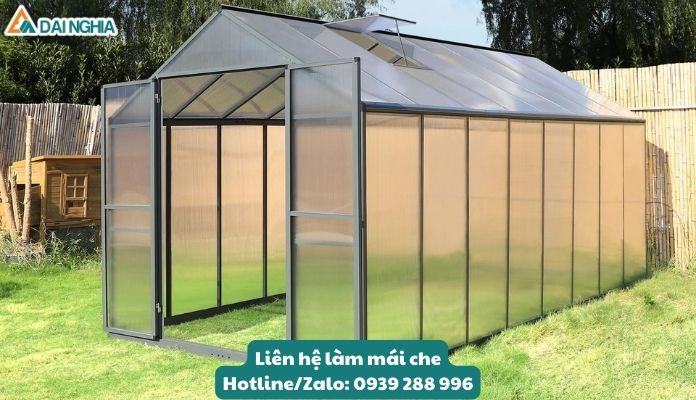 Mái che sân vườn với vật liệu Poly