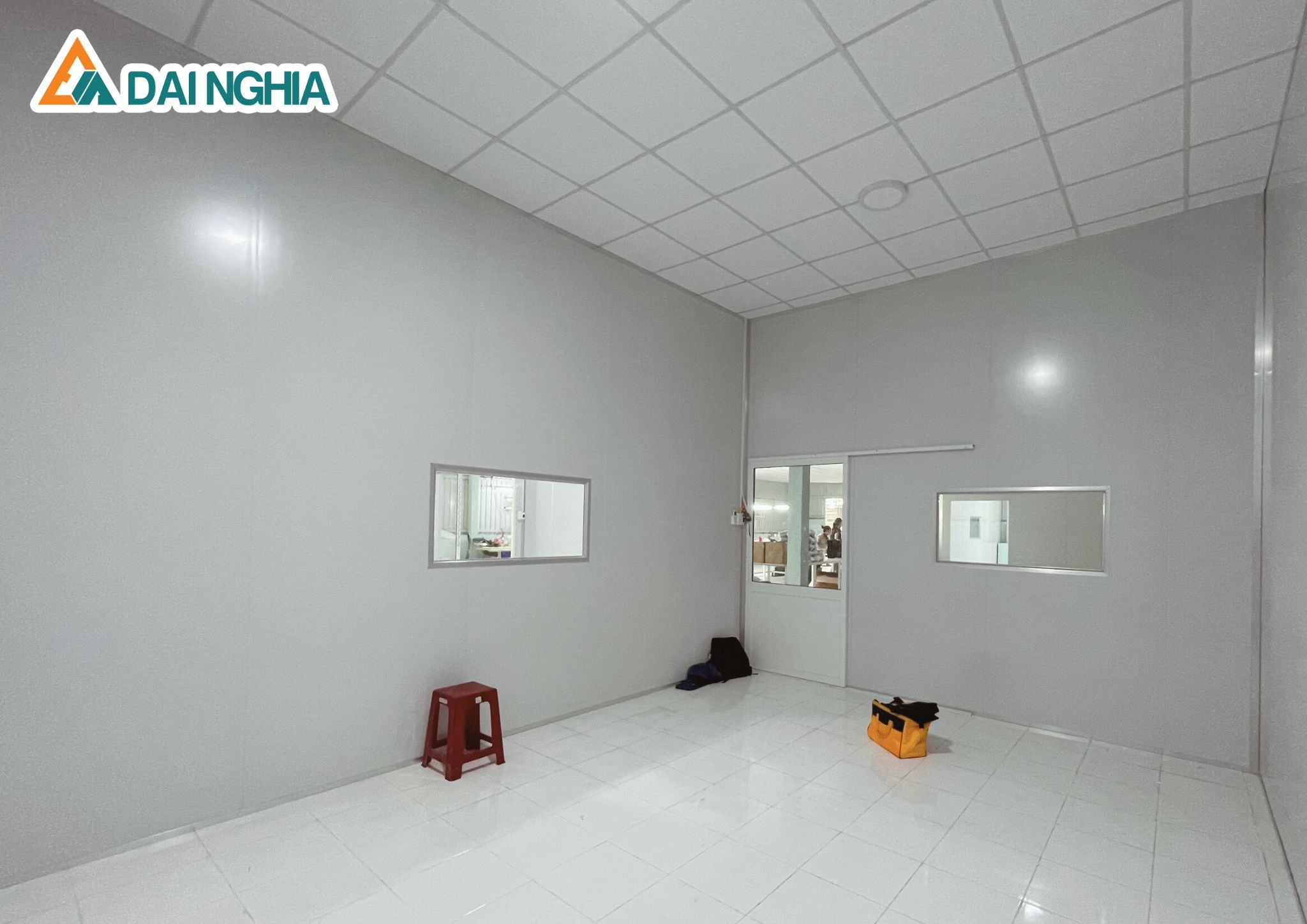 bao gia thi cong vach panel nha xuong kho lanh 6