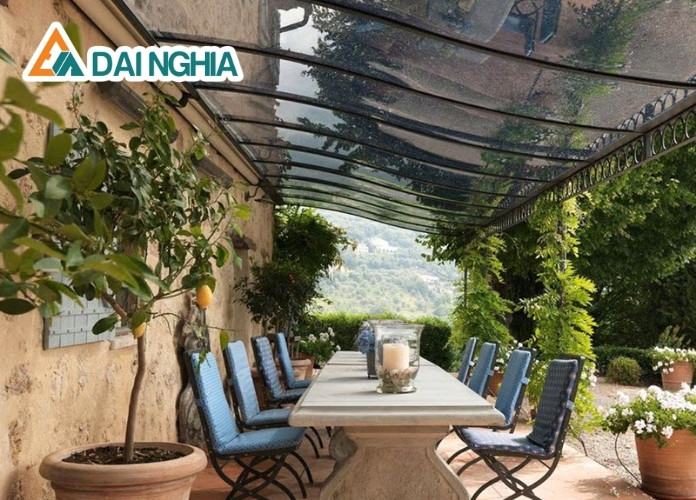 Khả năng cách nhiệt của tấm Poly lấy sáng