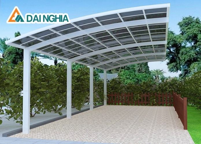 So sánh giải pháp mái vòm nhà xe tấm Polycarbonate