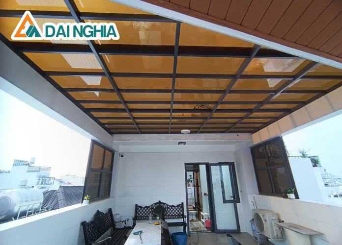 Tìm mua tấm Poly chính hãng – chất lượng