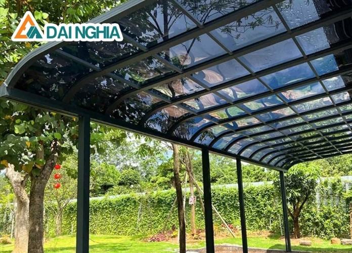 Tôn nhựa lấy sáng lợp mái sảnh, hành lang, nhà chờ