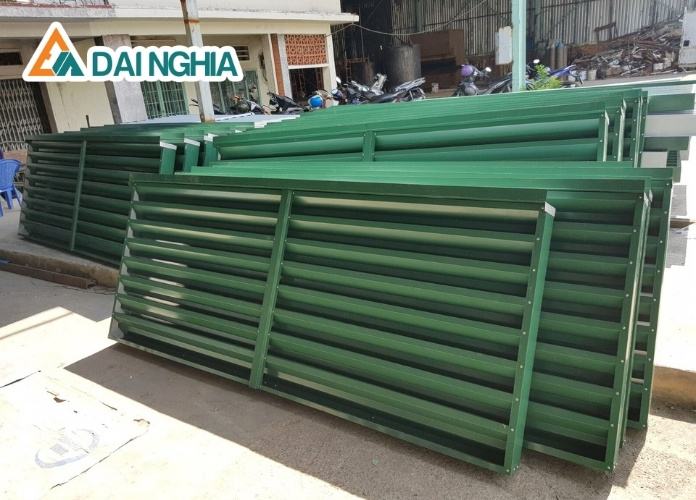 Ứng dụng của tôn lam gió