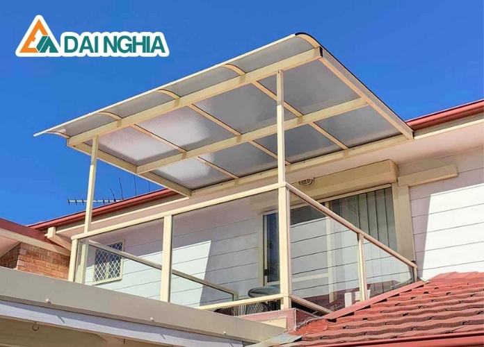 Ứng dụng phổ biến của tấm poly đặc