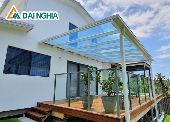 Vì sao nên mua tấm Poly của Công ty Đại Nghĩa