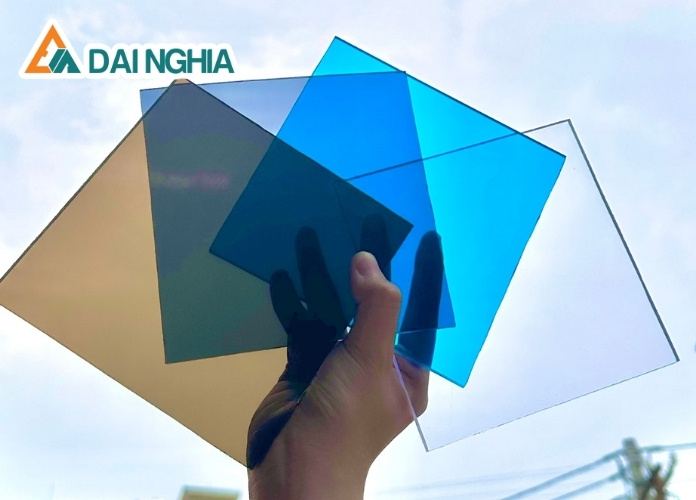 Tấm Poly đặc 1.9mm xanh biển Đài Loan