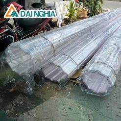 Ứng dụng của tấm Poly tôn sóng là gì?