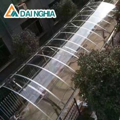 Ứng dụng thực tế của mái Poly là gì?