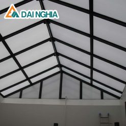 Ưu điểm và hạn chế khi sử dụng tấm Poly dày 1.6mm