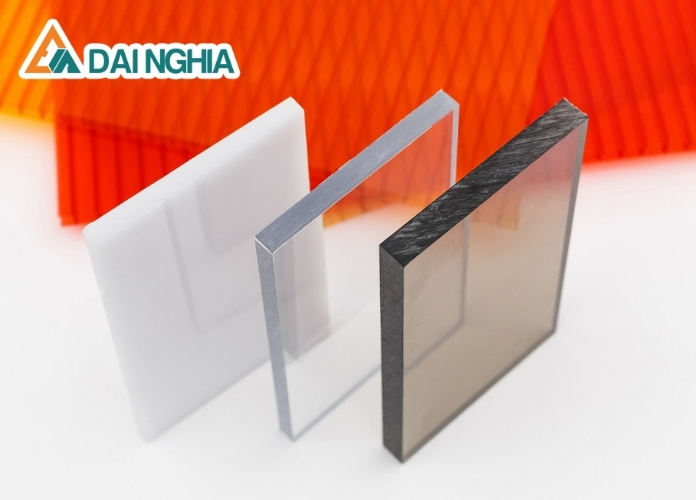 Báo giá tấm Poly đặc 2.2mm màu trà