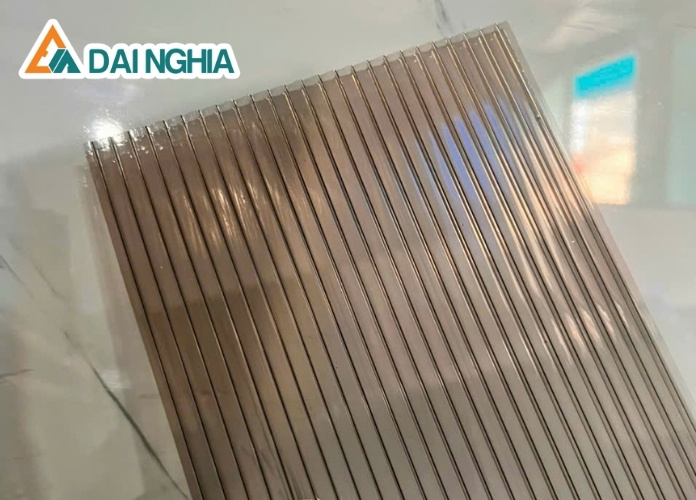 Báo giá tấm Poly rỗng 4mm hàng Việt Nam