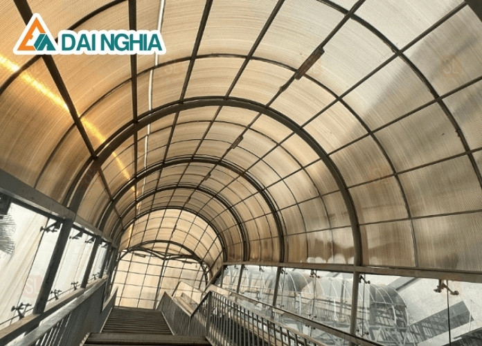 Mua tấm Poly rỗng 4mm hàng chính hãng tại Công ty Đại Nghĩa