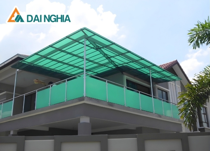 Thông số kỹ thuật tấm Poly đặc 2.4mm xanh lá