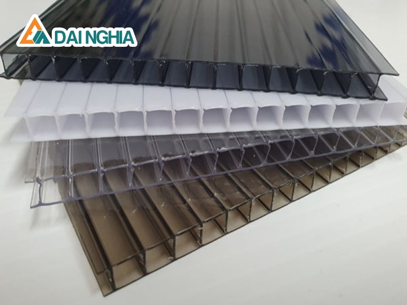 Tấm Poly rỗng 5mm khói là gì?